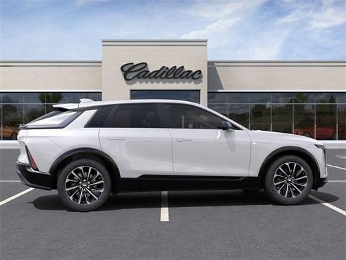 2025 Cadillac LYRIQ Sport