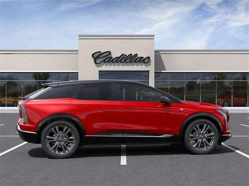 2025 Cadillac OPTIQ Sport