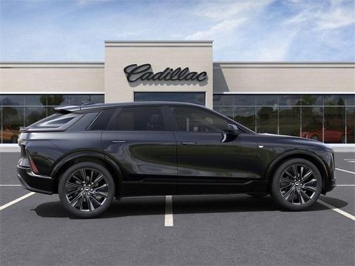 2025 Cadillac LYRIQ Sport