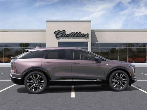2025 Cadillac OPTIQ Luxury