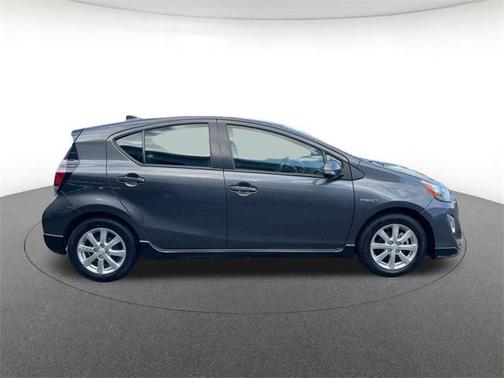 2017 Toyota Prius c Three