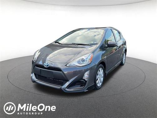 2017 Toyota Prius c Three