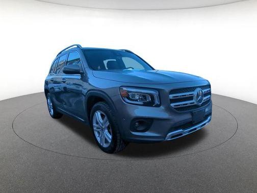 Mountain Grey Metallic 2022 Mercedes-Benz GLB 250 4MATIC