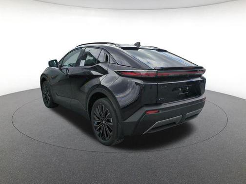Midnight Black 2026 Toyota C-HR XSE