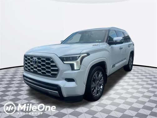 2024 Toyota Sequoia Base
