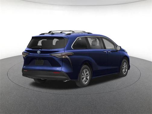 2025 Toyota Sienna XLE 7 Passenger