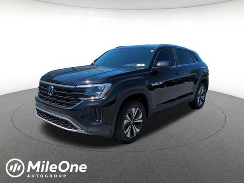 Deep Black 2026 Volkswagen Atlas Cross Sport 2.0T SE
