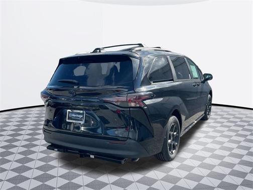 2025 Toyota Sienna Woodland Edition
