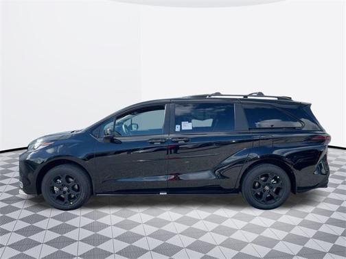 2025 Toyota Sienna Woodland Edition