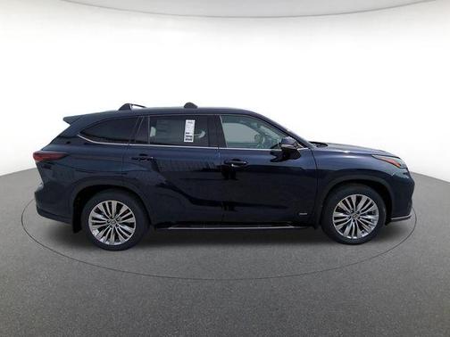 Blueprint 2026 Toyota Highlander Hybrid Platinum