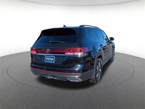 2024 Volkswagen Atlas 2.0T SE w/Technology 4MOTION