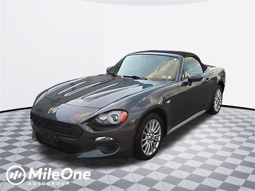 2018 FIAT 124 Spider Base