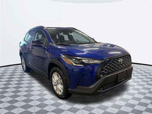 2025 Toyota Corolla Cross LE