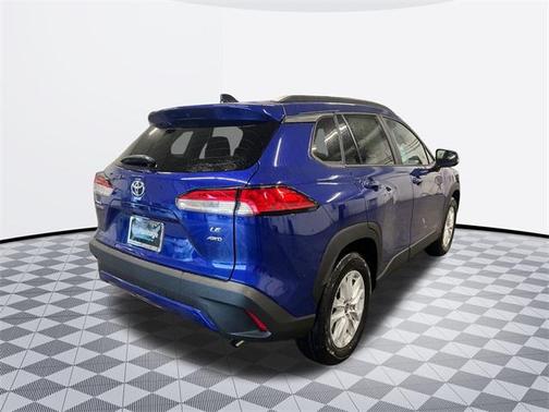 2025 Toyota Corolla Cross LE