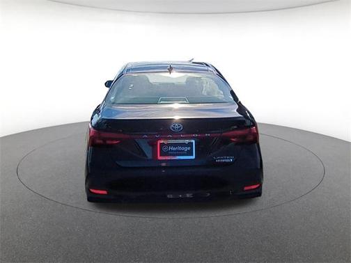2021 Toyota Avalon Hybrid Limited