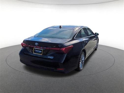 2021 Toyota Avalon Hybrid Limited