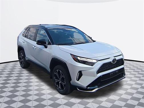 2025 Toyota RAV4 Hybrid SE