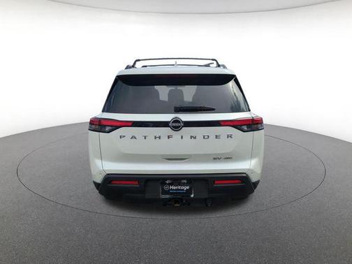 Pearl White Tricoat 2022 Nissan Pathfinder SV 4WD