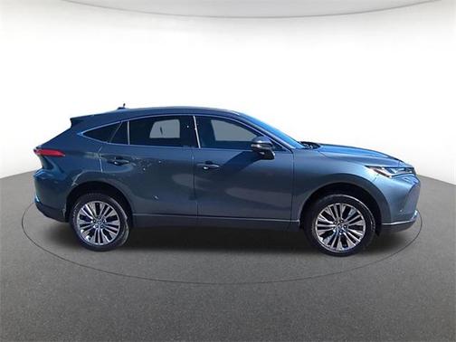 2024 Toyota Venza XLE