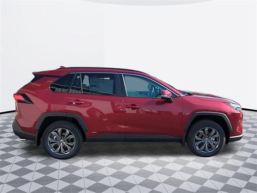 2025 Toyota RAV4 Hybrid XLE Premium