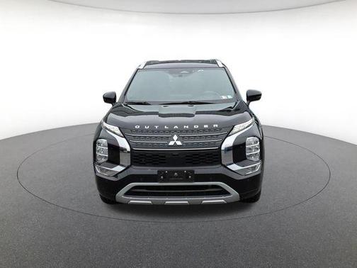Black Diamond 2022 Mitsubishi Outlander SEL 2.5 S-AWC