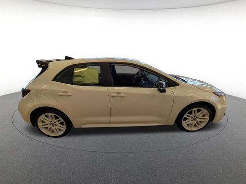 Ice 2026 Toyota Corolla SE