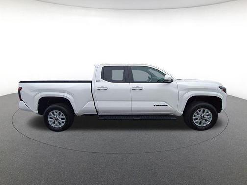 Ice 2025 Toyota Tacoma SR5