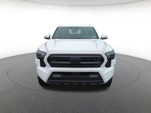 Ice 2025 Toyota Tacoma SR5