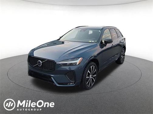 2024 Volvo XC60 B5 Plus Dark Theme