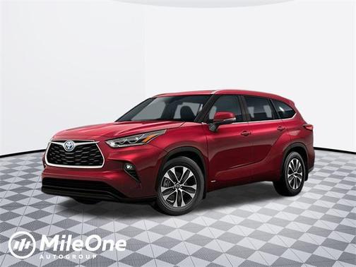 2025 Toyota Highlander Hybrid XLE