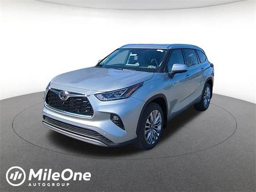 2025 Toyota Highlander Hybrid Platinum