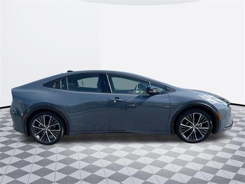 2024 Toyota Prius XLE