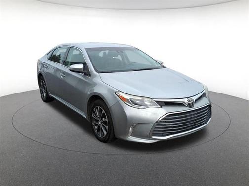 2018 Toyota Avalon XLE