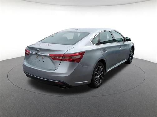 2018 Toyota Avalon XLE
