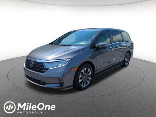 Crystal Black Pearl 2024 Honda Odyssey EX-L