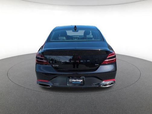 Vik Black 2025 Genesis G70 3.3T RWD Sport Advanced