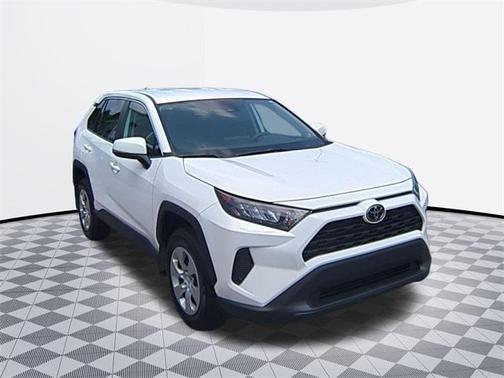2022 Toyota RAV4 LE