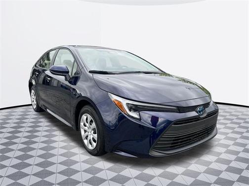 2025 Toyota Corolla Hybrid LE