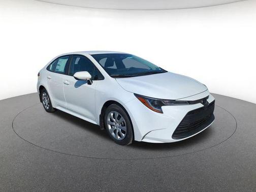 Ice 2026 Toyota Corolla LE