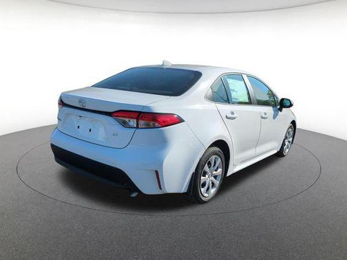 Ice 2026 Toyota Corolla LE