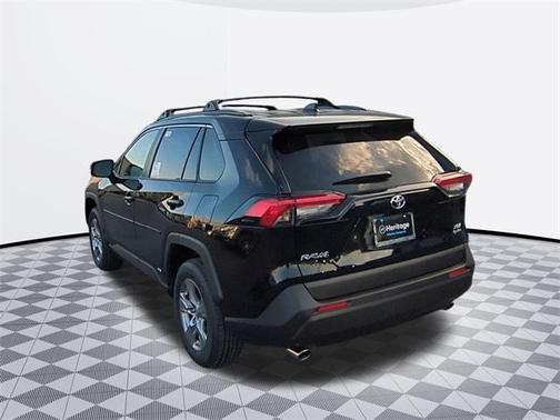 2025 Toyota RAV4 Hybrid XLE