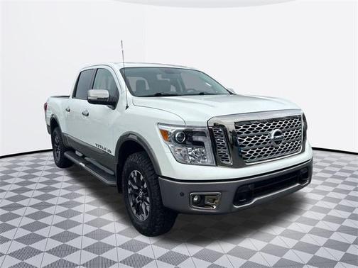 2019 Nissan Titan Platinum Reserve