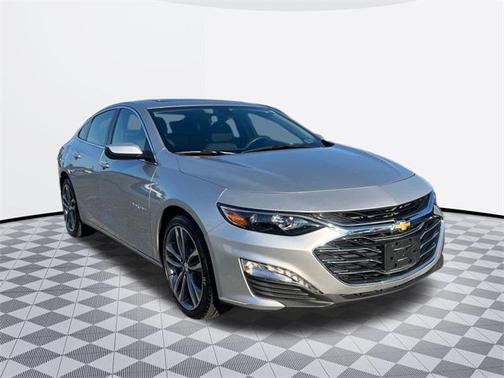 2022 Chevrolet Malibu FWD LT