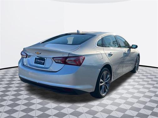 2022 Chevrolet Malibu FWD LT