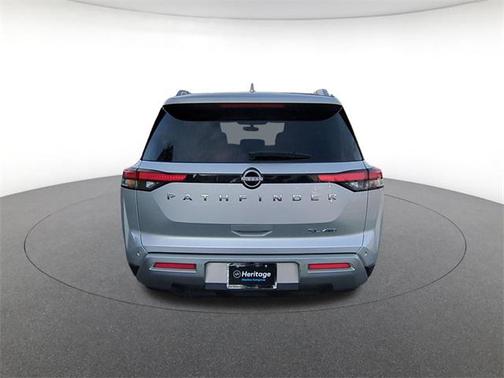 2025 Nissan Pathfinder SL 4WD