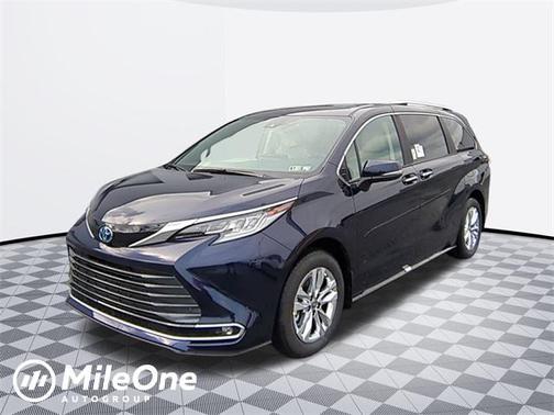 2025 Toyota Sienna Limited 7-Passenger