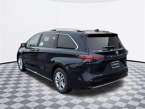 2025 Toyota Sienna Limited 7-Passenger
