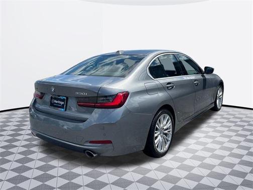 2024 BMW 330 i xDrive