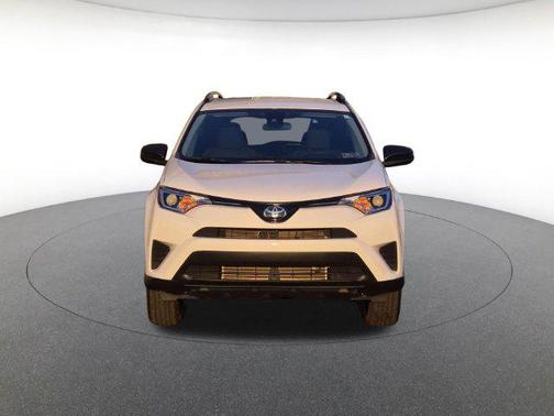 Super White 2017 Toyota RAV4 LE
