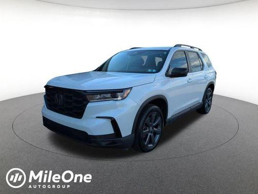 Platinum White Pearl 2025 Honda Pilot Sport